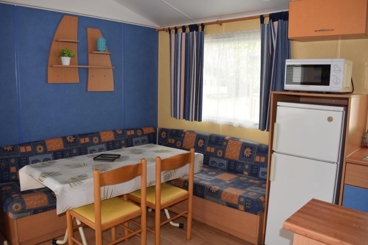 Camping Du Creulet Crouay Esterno foto